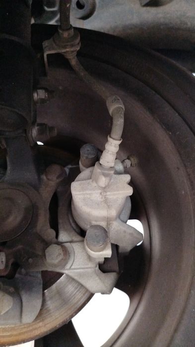 Pinça travão / maxila de travão frente direita RENAULT Twingo III (BCM