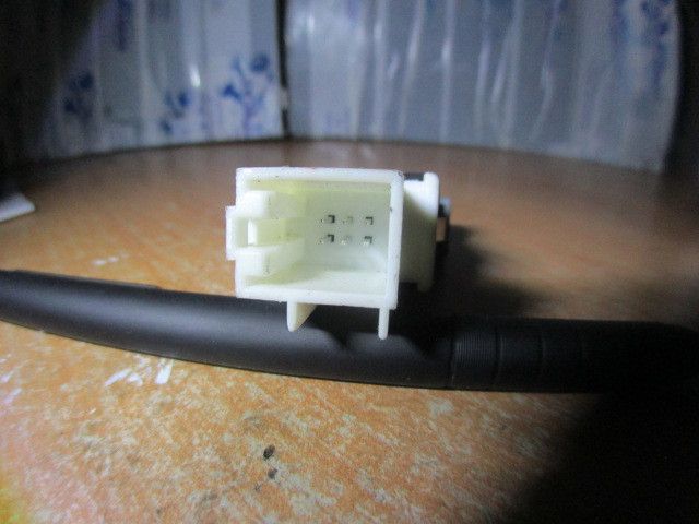 Botão / interruptor controlo tração SKODA Octavia II Break (1Z5)