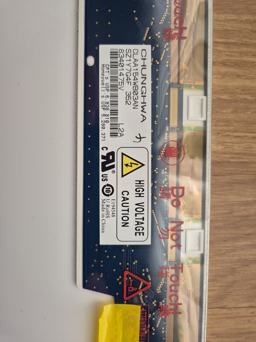 Display portatil 15.4