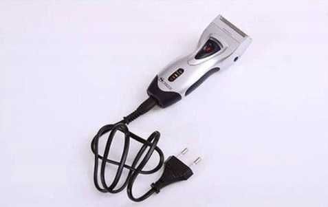 43 гривны , Беспроводная , Аккумуляторная бритва - триммер Westfalia !