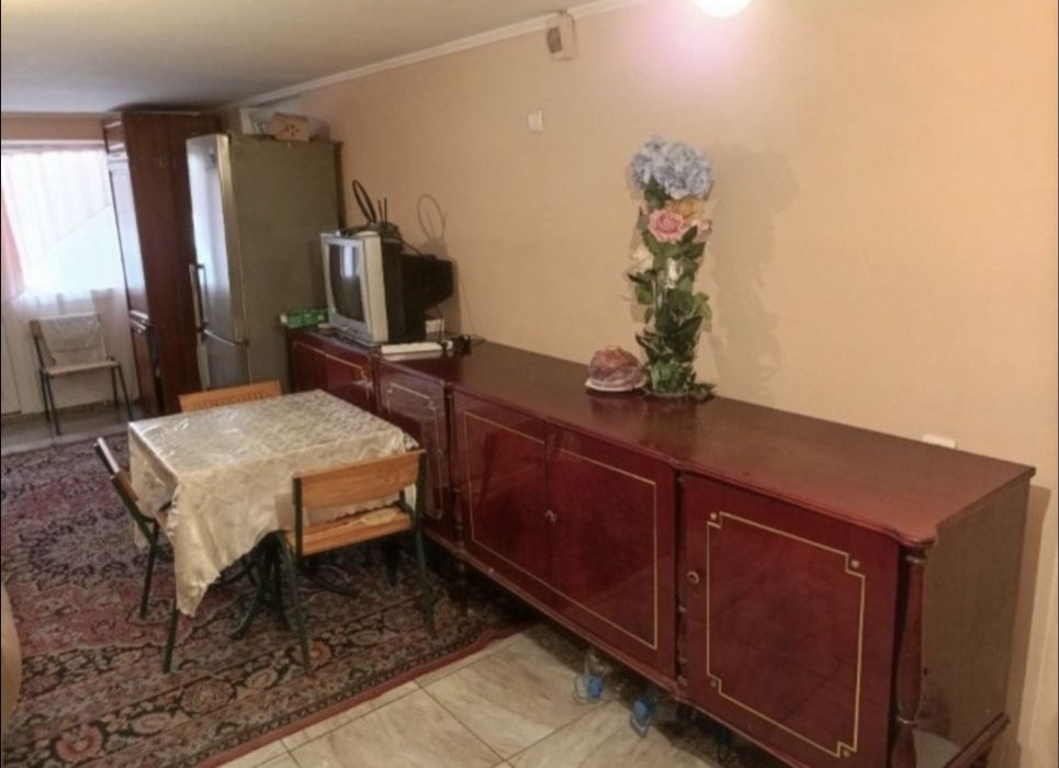 Сдаётся 1 к.  домик в АНД р-не.