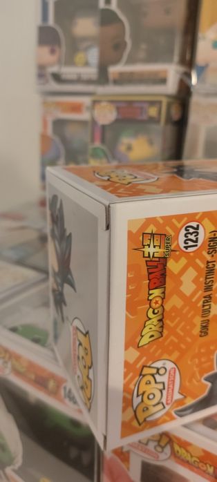 Funko Pop - Goku Ultra Instinct Sign
