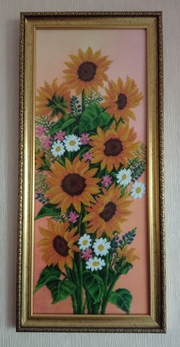 Картина вышитая чешским бисером, в раме со стеклом