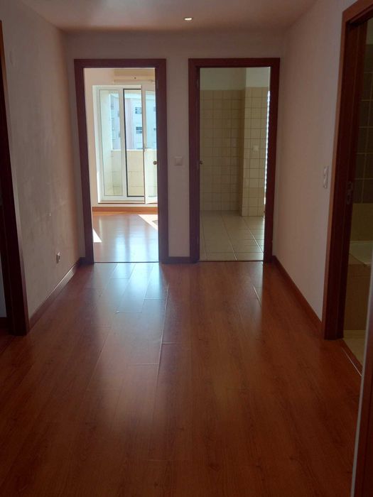 Vendo T2 Alta de Lisboa - Colina de Sao Goncalo