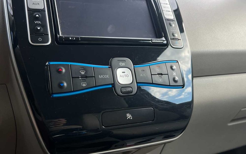 Nissan Leaf 2012
