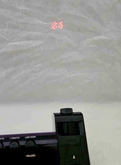 Radio budzik Sencor SRC 330 GN