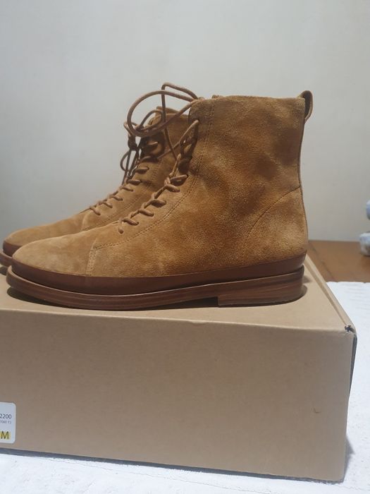 Замшевые ботнки Vince оригинал