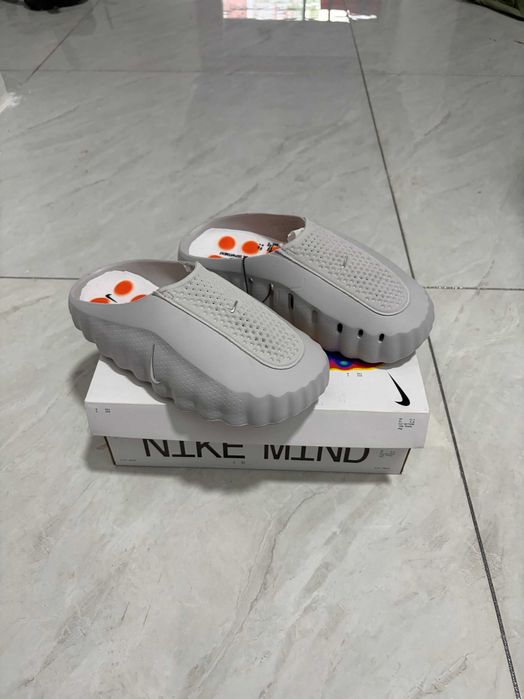 Nike mind 001 R.42