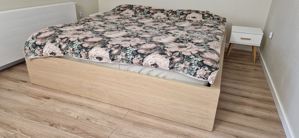 Łóżko ikea malm 180 x 200 z szufladami