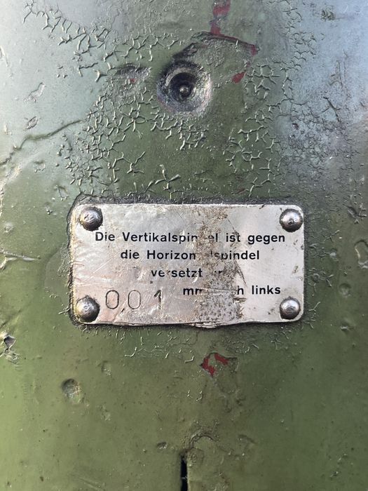 Frezarka uniwersalna WEMAS FM23 z odczytem 3-osiowym