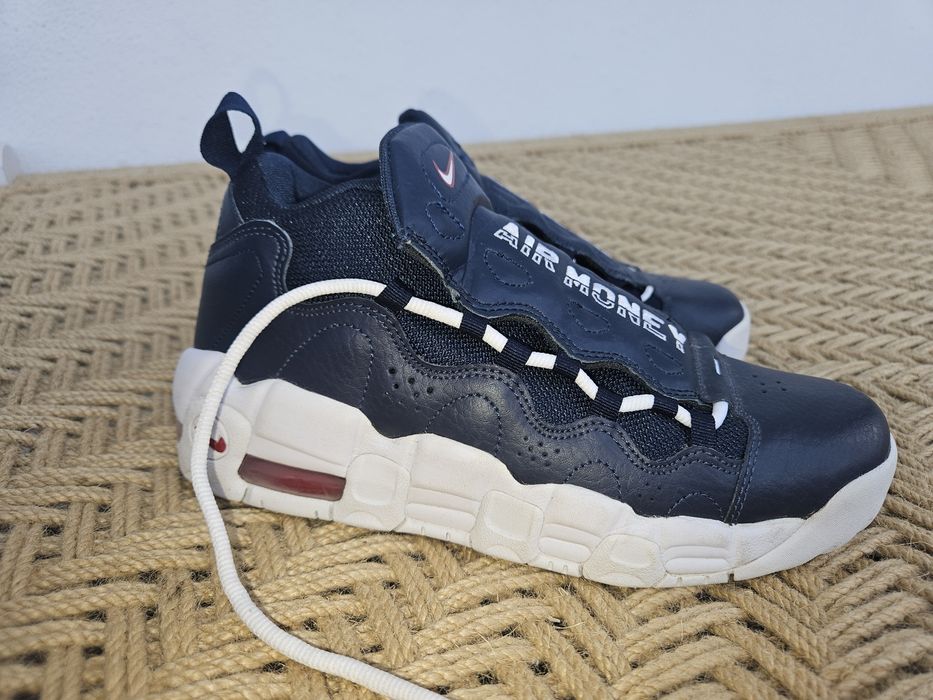 Nike uptempo airmoney 39