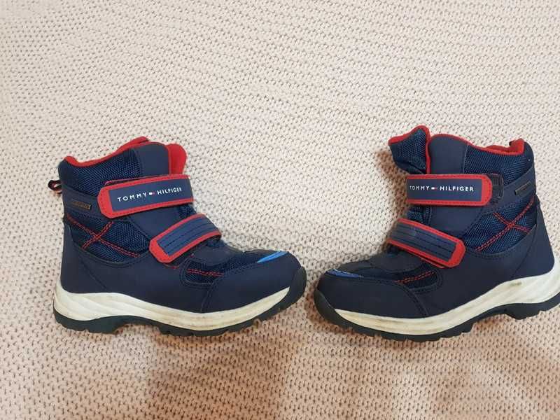 Tommy Hilfiger śliczne śniegowce 31