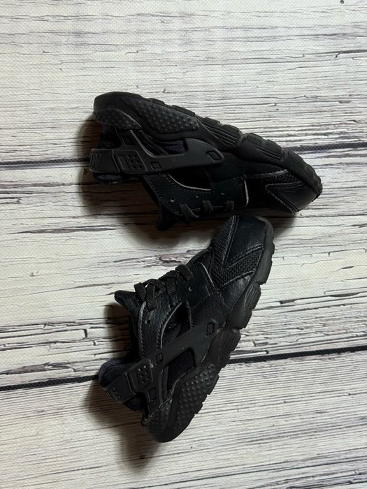 Nike huarache кроссовки оригинал 26 размер черные детские найк