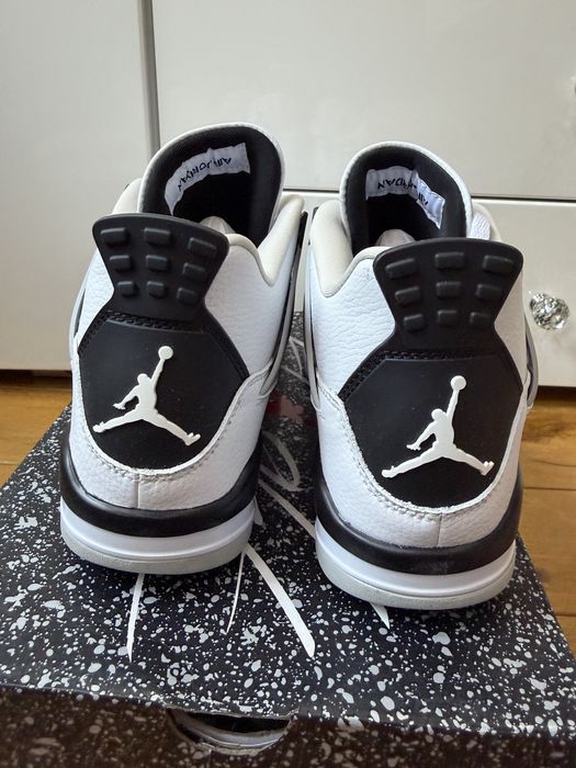 Nike Air Jordan 4 Retro rozmiar 38 Nowe Orginalne