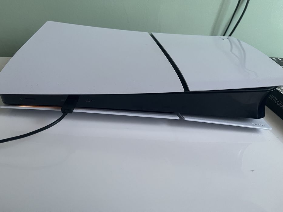 Ps5 branco 2 comandos