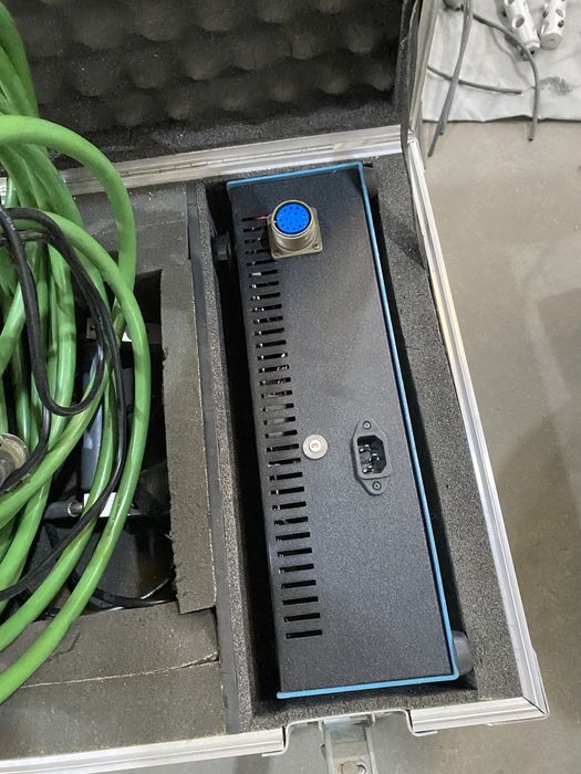 Robot limpeza condutas e espacos pequenos