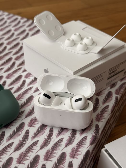 AirPods Pro 1ª geração originais + caixa + pontas novas + extras