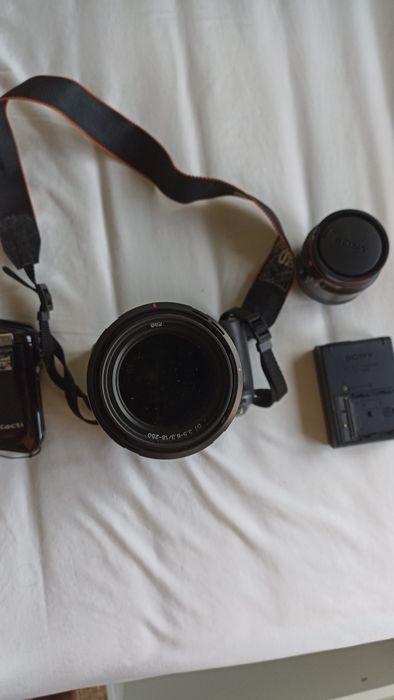 Câmera Sony DSLR A550l