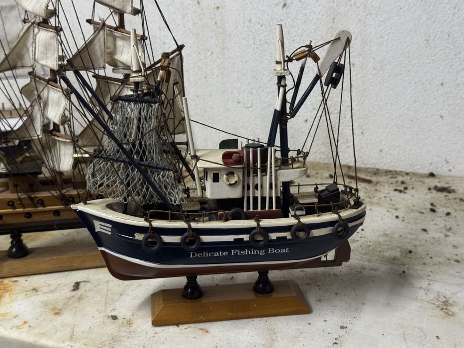 3 Barcos em Miniatura (Para Restauro Profundo / Peças)
