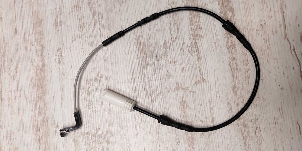 Датчик зносу тормозних колодок передній BMW 34356789440 Новий