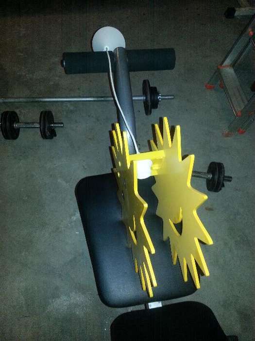 Vendo candeeiro marca Massive em formato de sol em óptimo estado