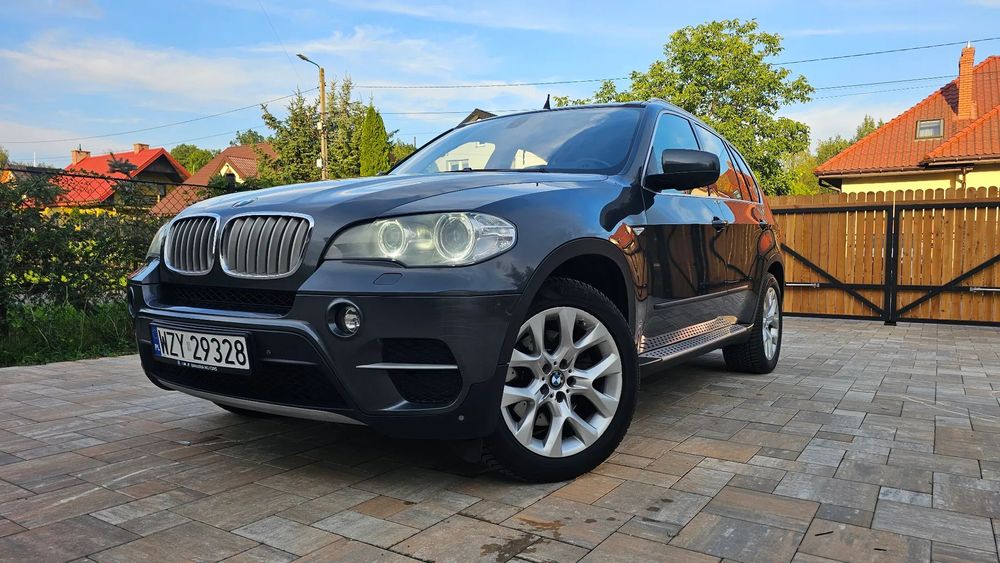 BMW X5 40d xDrive, salon Polska, Premium, realny przebieg