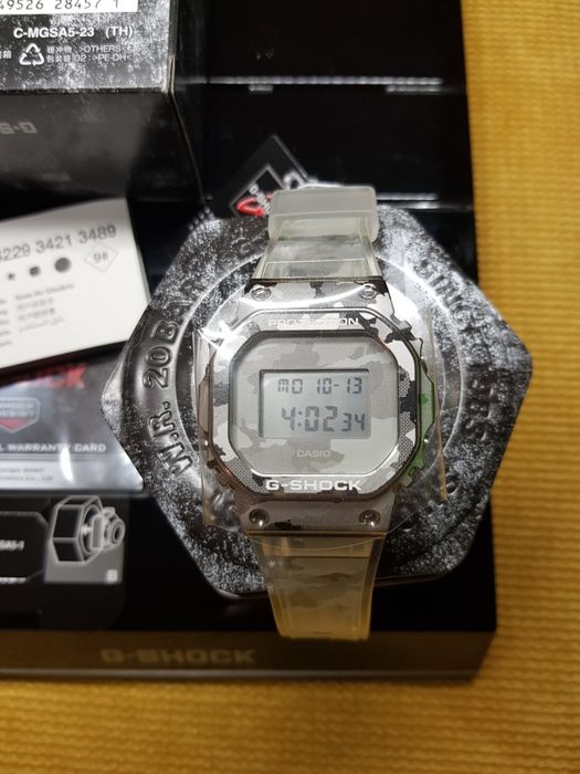 Casio G-Shock GM-5600SCM-1ER metal, transparent, Limited