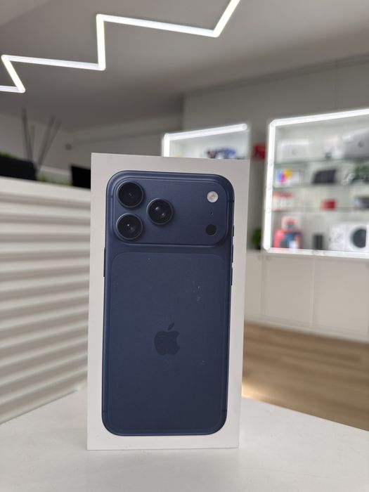 iPhone 17 Pro Max 256gb - Novo!