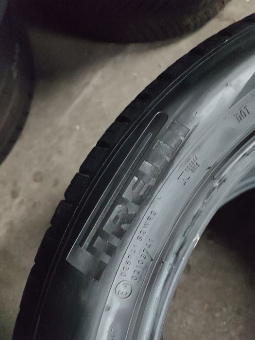 Pneus 235/50r20 Pirelli Scorpion Zero All Season com 90% piso