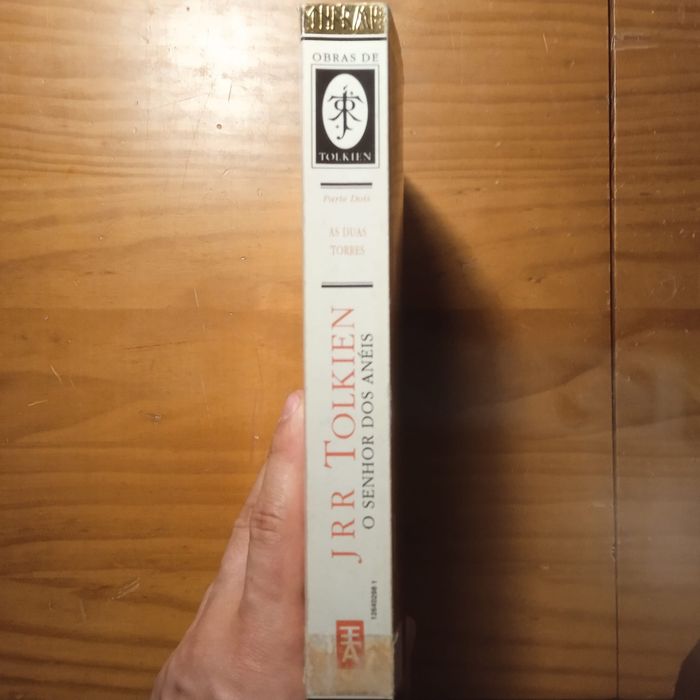 Senhor dos anéis - Parte dois - Jrr Tolkien