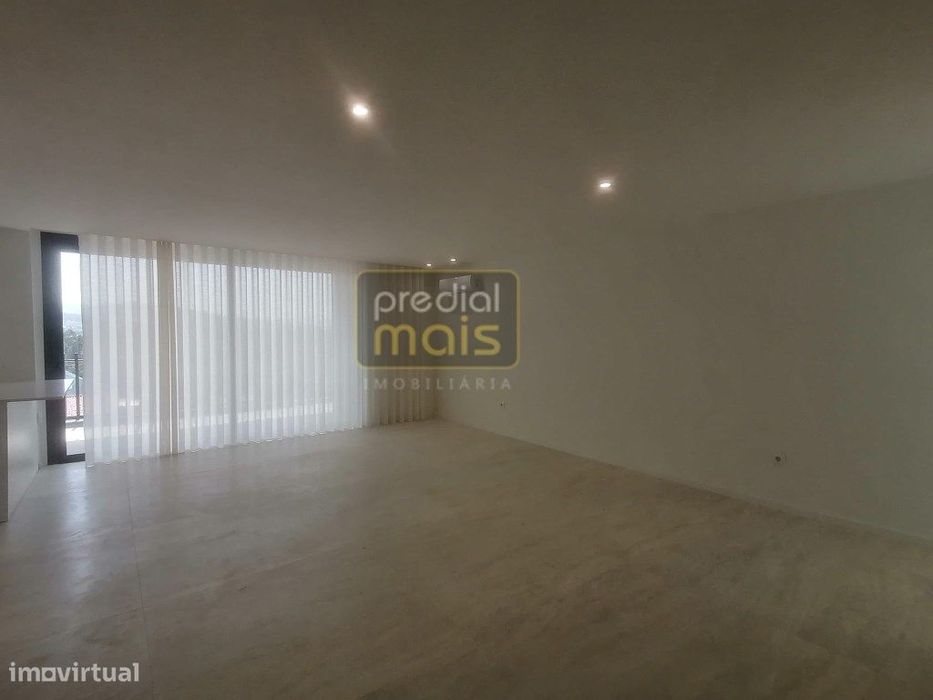 Apartamento T3 Novo - Alugar