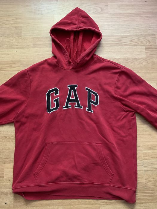 Кофта GAP червона