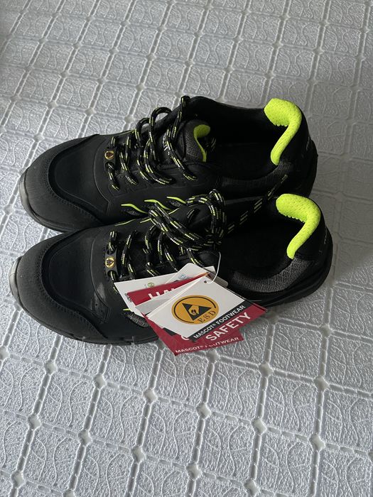 Buty robicze firmy Mascot Nowe !