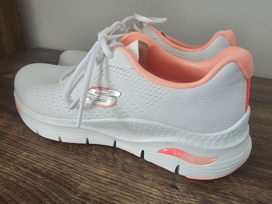 Buty Skechers  Arch Fit Infinity Cool