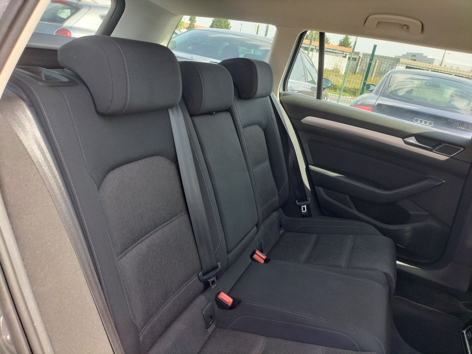 VW Passat 2.0TDI 150CV 121.000KMS Caixa Manual Financiamento 120 Meses