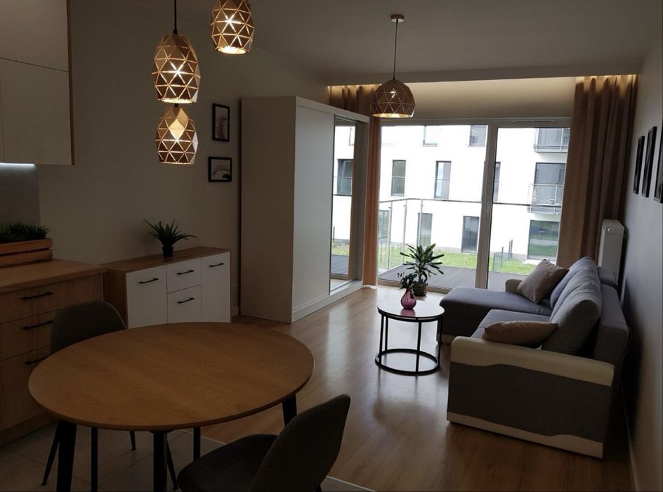 Wynajmę mieszkanie kawalerkę z windą i dużym balkonem ul. Kolarska