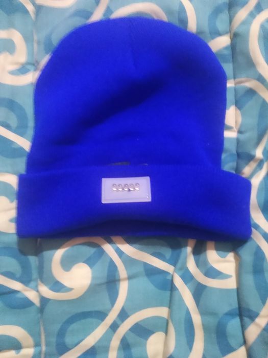 Gorro nunca usado com luz led