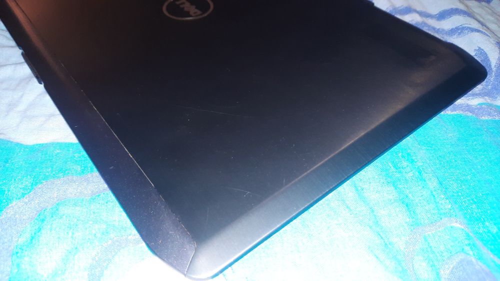 Dell E5530 klapa + wifi / bez ramki