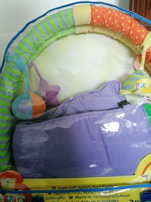 Tapete atividades bebé