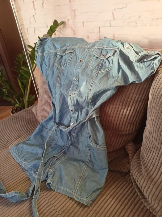 Pilne sprzedam krótki  kombinezon