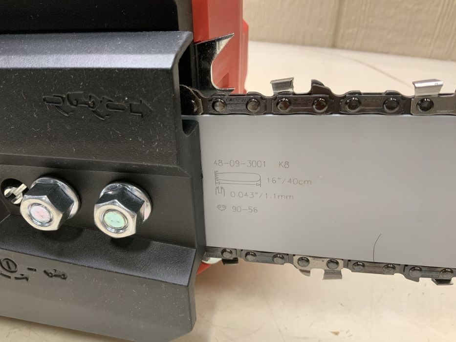 Безщіткова акумуляторна ланцюгова пила Milwaukee M18 2727-20 FUEL