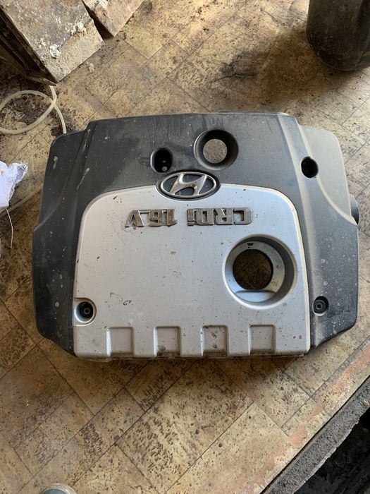 Кришка двигателя Hyundai Tucson