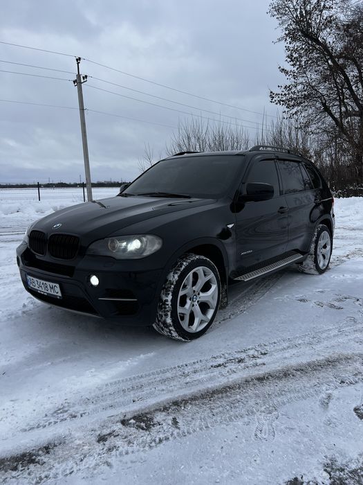 BMW X5 3.0D 35xDrive 2011 /гарна комплектація/не фарбована