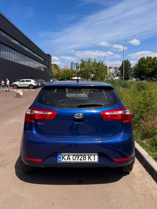 Kia rio 2012 авто