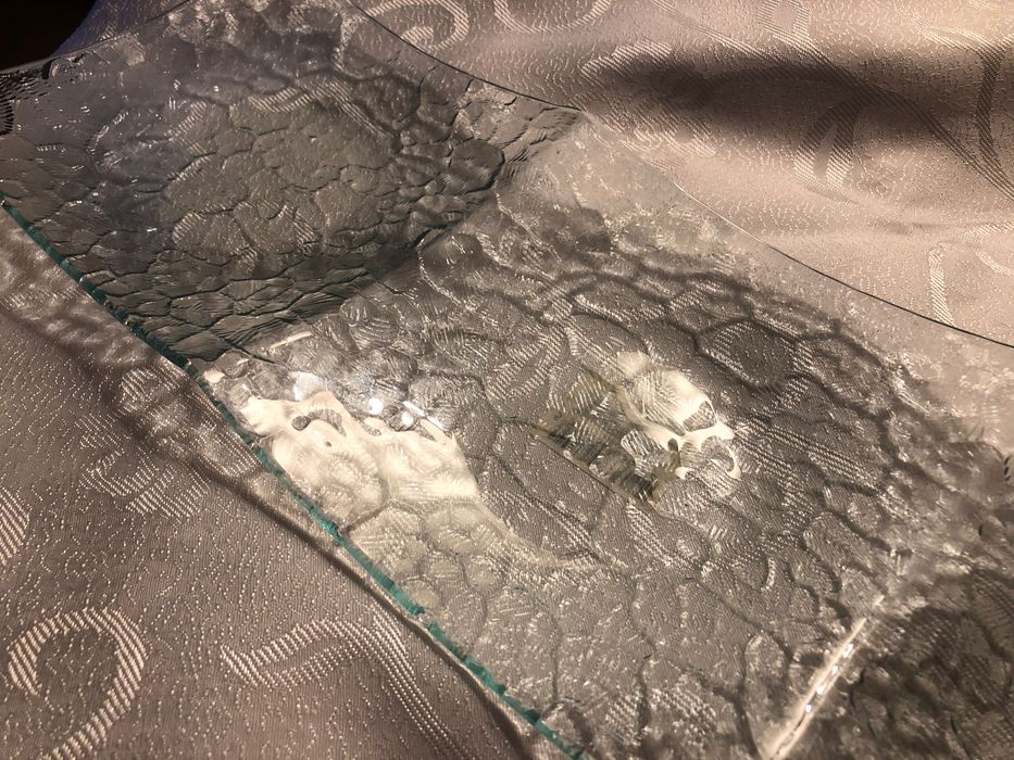 Półmisek na stół, w ciekawej fakturze i wzorze, 49 cm x 15.5 cm .NOWY