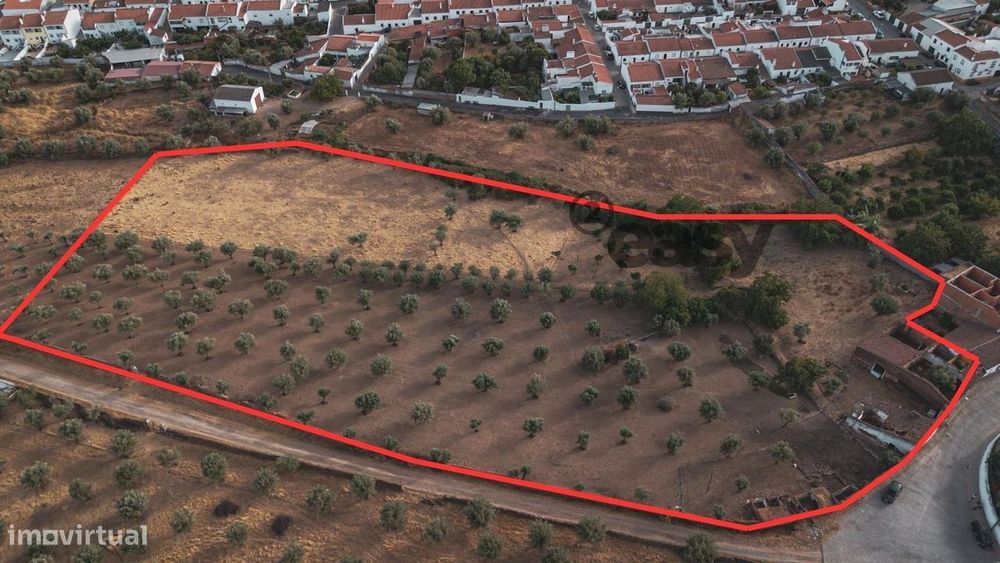 Terreno Misto Com 1,65 Ha Para Venda Em Portel — Portel, Évora