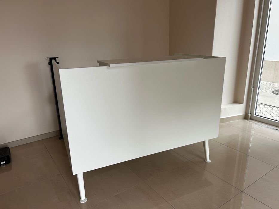 Mesa ( secretária)