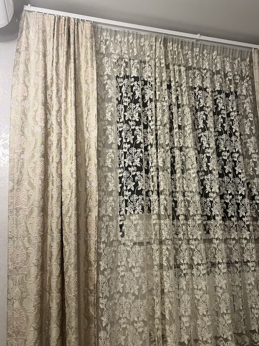 Тюль и штора пошитые в хорошем состоянии