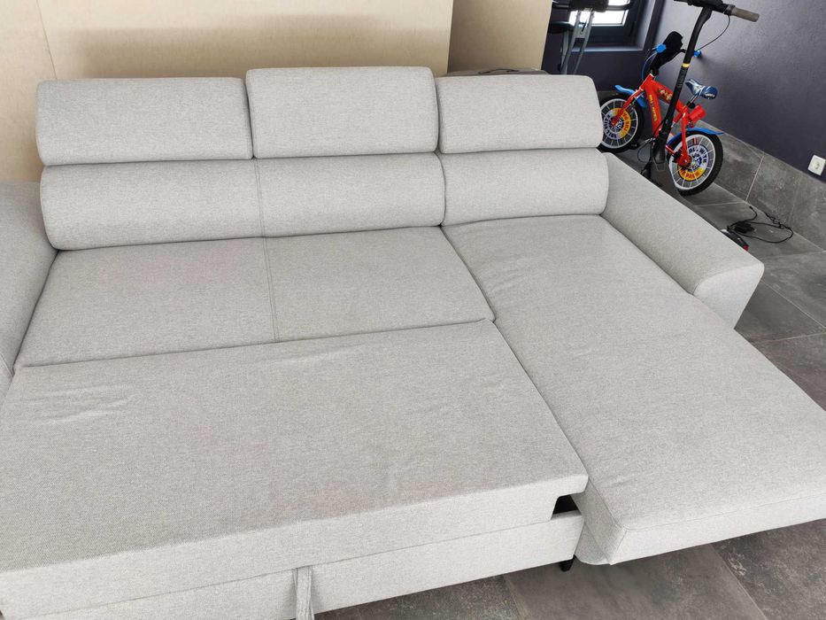 Sofá cama cinzento