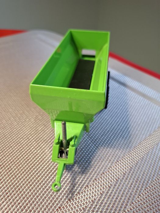 Siku przyczepa skala 1:32